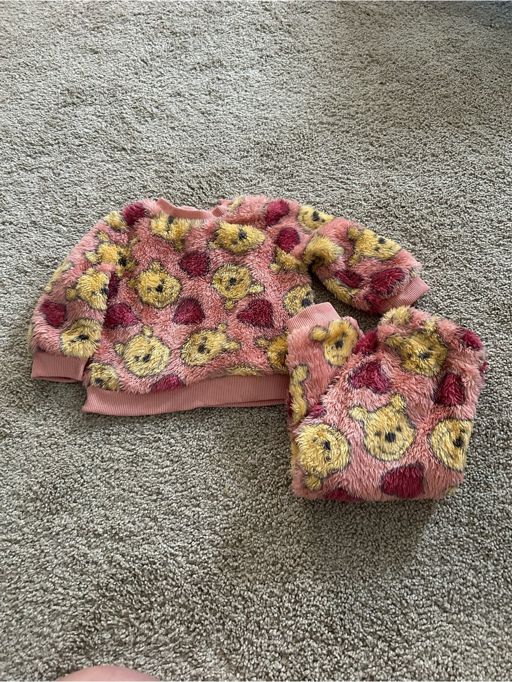 Disney Baby 12 Month Winnie the Pooh Sweatsuit